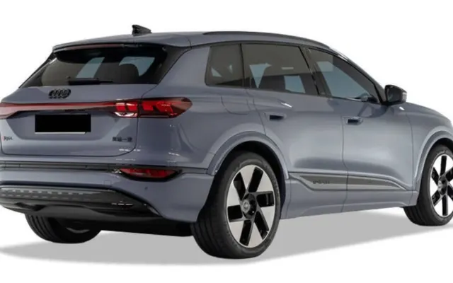 Audi Q6 Sportback e-tron Audi Q6 Sportback e-tron side view