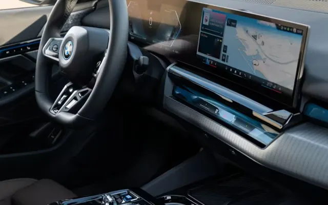 BMW i5 BMW i5 digital display