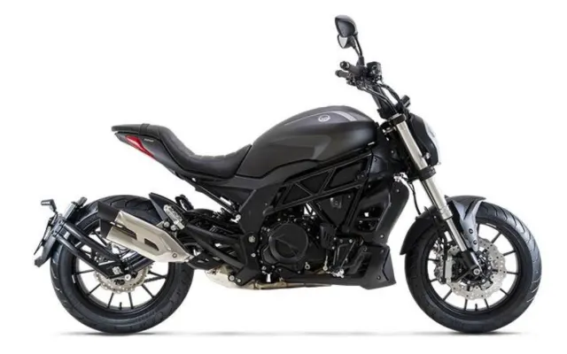 Benelli 502C Benelli 502C side view