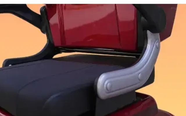 Crown Ezee Crown Ezee  comfortable back seat 