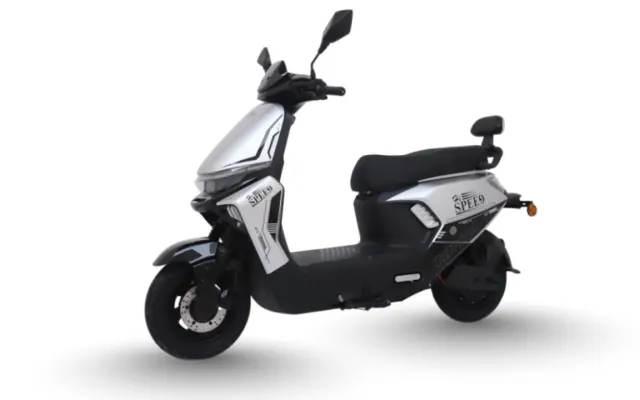 Hi-Speed Ninja Hi-Speed Ninja in silver color