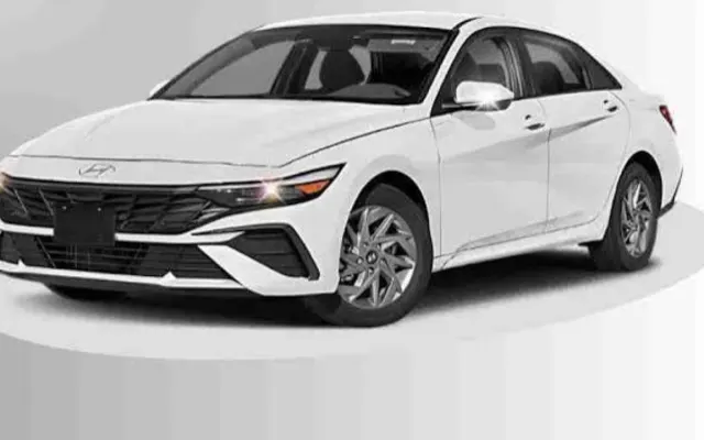 Hyundai Elantra Hybrid price in Pakistan