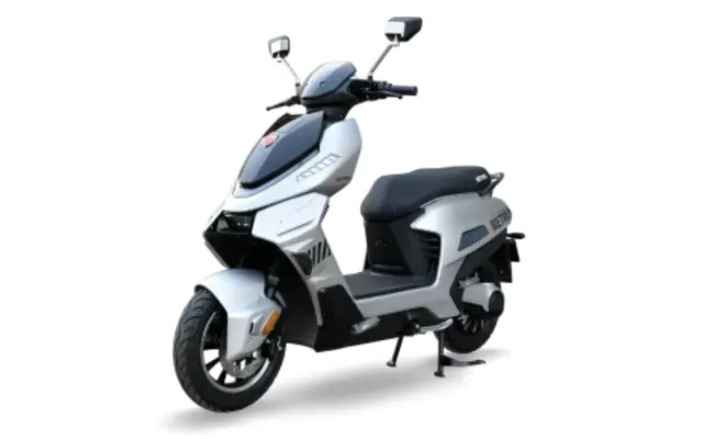 Metro Metrix Metro Metrix Silver Color