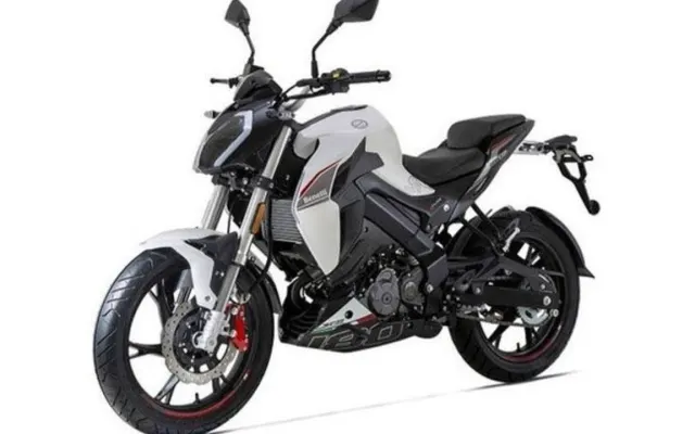 Benelli 180S benelli 180s in white color