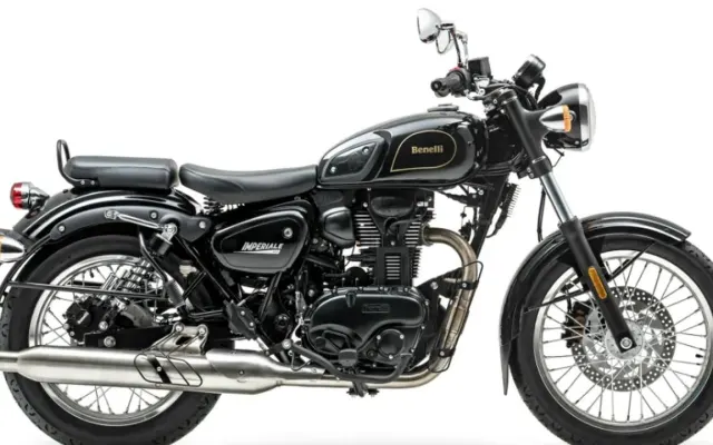 Benelli Imperiale 400 Benelli Imperiale 400 right