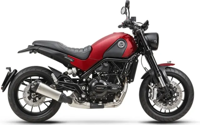 Benelli Leoncino 500 Benelli Leoncino 500 side