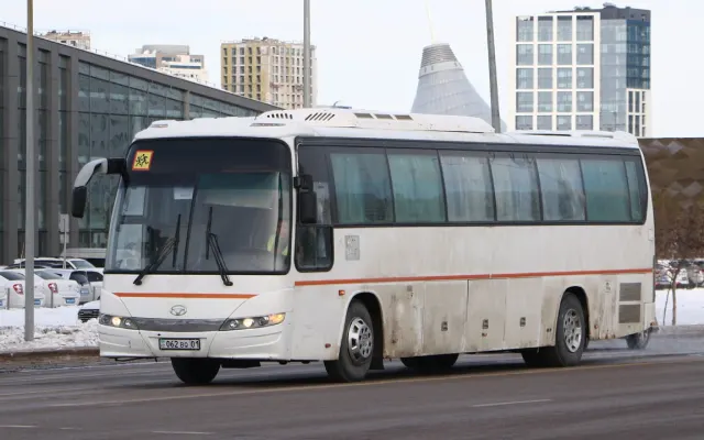 Daewoo BH120F Daewoo BH120F front left