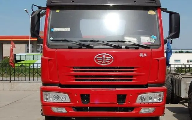 FAW J5M 280 Prime Mover FAW J5M 280 Prime Mover cab front