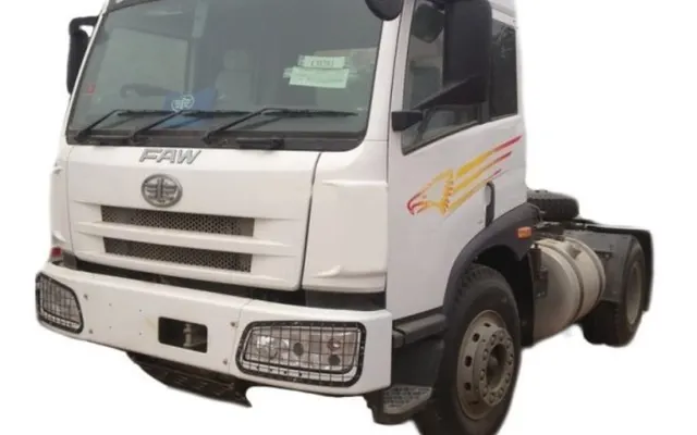 FAW J5M 280 Prime Mover FAW J5M 280 Prime Mover front