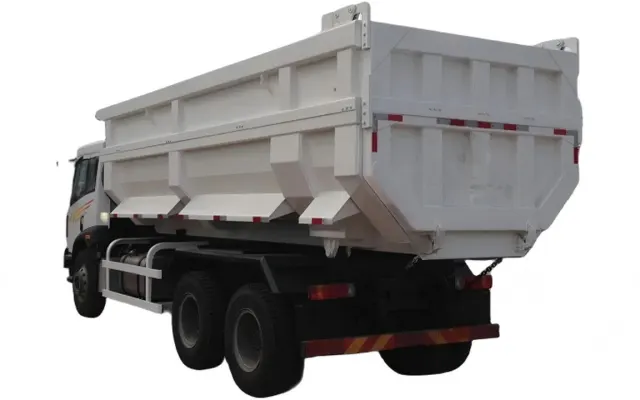 FAW J5M 280 Rigid FAW J5M 280 Rigid rear
