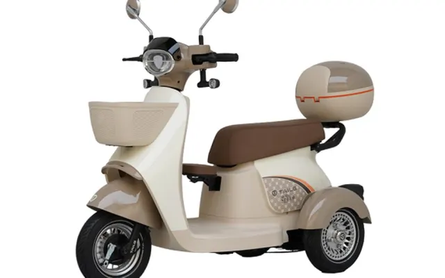 Hi-Speed Hunter Hi-Speed Hunter front left