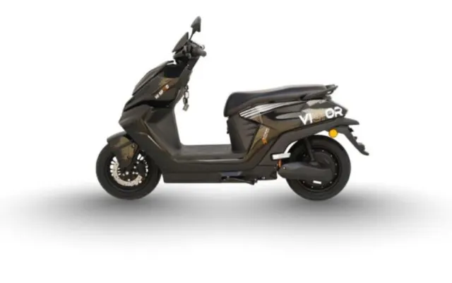 Hi-Speed Victor hi-speed victor in balck and brown color