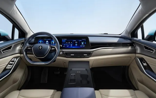 JMEV Elight JMEV Elight interior