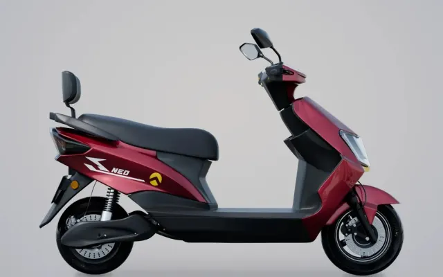 Jolta Neo Jolta Neo maroon right side