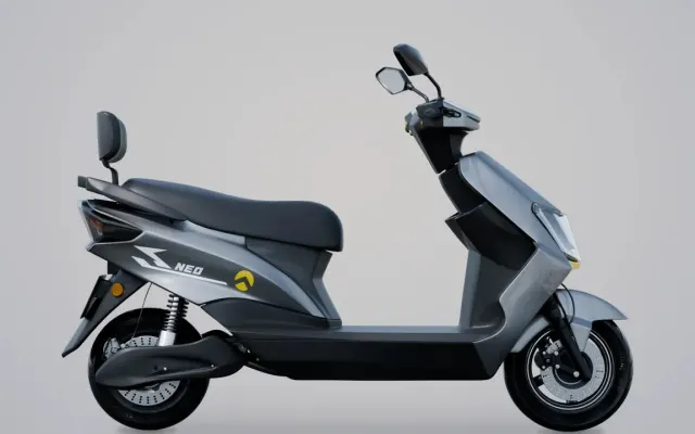 Jolta Neo Jolta Neo silver grey right side