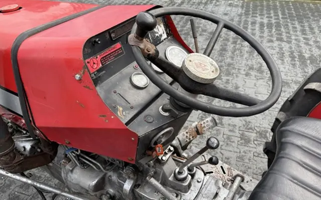 Massey Ferguson MF 260 Massey Ferguson MF 260 dashboard
