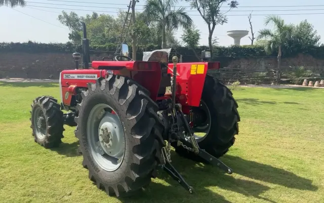 Massey Ferguson MF 360 Massey Ferguson MF 360 rear