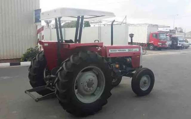 Massey Ferguson MF 360 Massey Ferguson MF 360 rear side