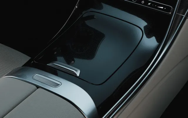 Mercedes-Benz C-Class Mercedes-Benz C-Class interior