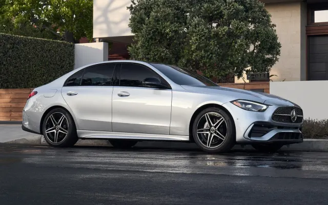 Mercedes-Benz C-Class price in Pakistan