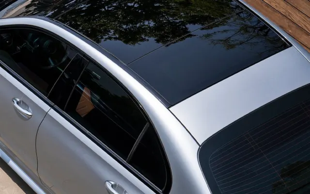 Mercedes-Benz C-Class Mercedes-Benz C-Class sunroof