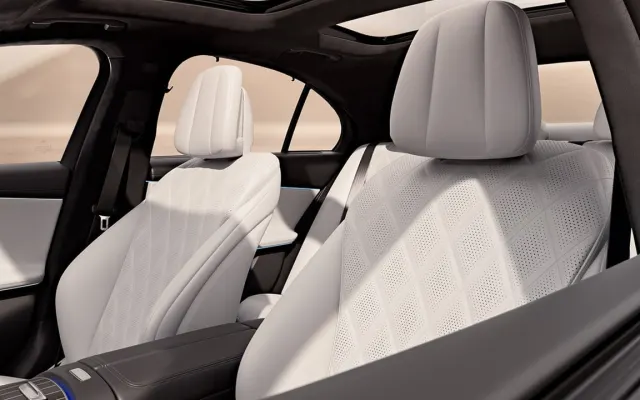 Mercedes-Benz E-Class Mercedes-Benz E-Class front seats