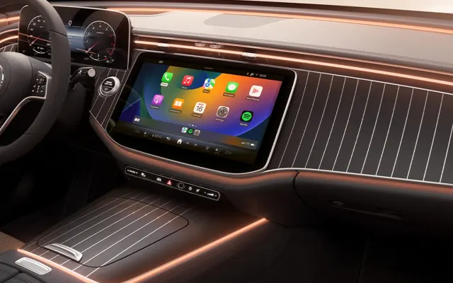 Mercedes-Benz E-Class Mercedes-Benz E-Class infotainment