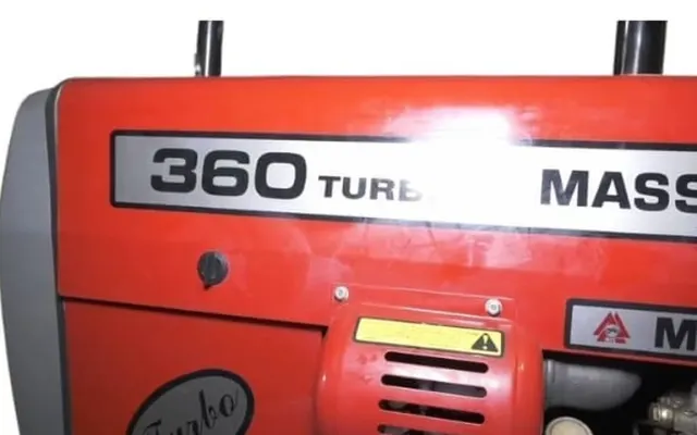 Millat MF 360 Millat MF 360 bonnet