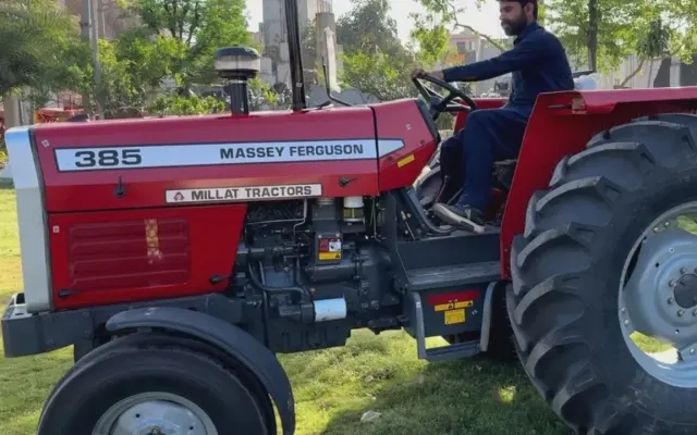 Millat MF 385 Millat MF 385 driving