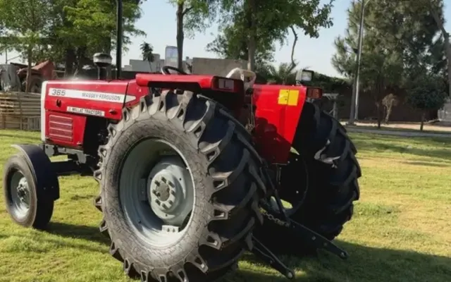 Millat MF 385 Millat MF 385 rear