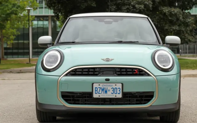MINI Cooper price in Pakistan