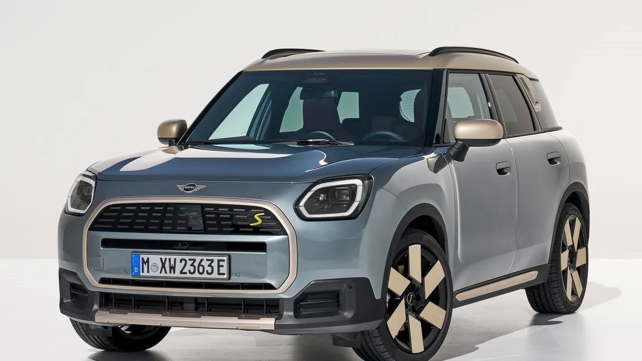 MINI Countryman MINI Countryman price in Pakistan