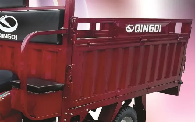 Qingqi Pervaz 150 Qingqi Pervaz 150 cargo bed