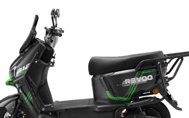 Revoo B12 price in Pakistan