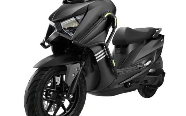 Revoo E52 Revoo E52 black color