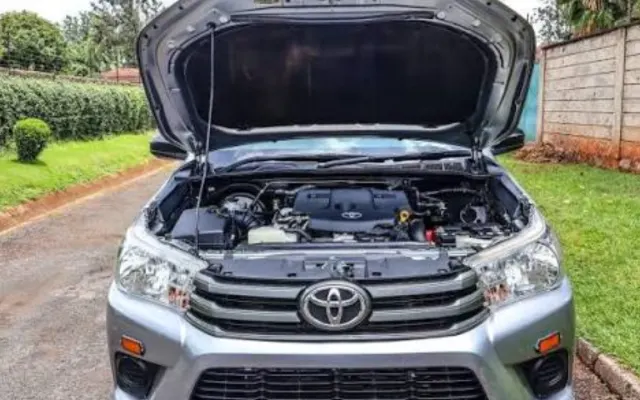 Toyota Hilux Single Cabin toyota hilux single cabin engine